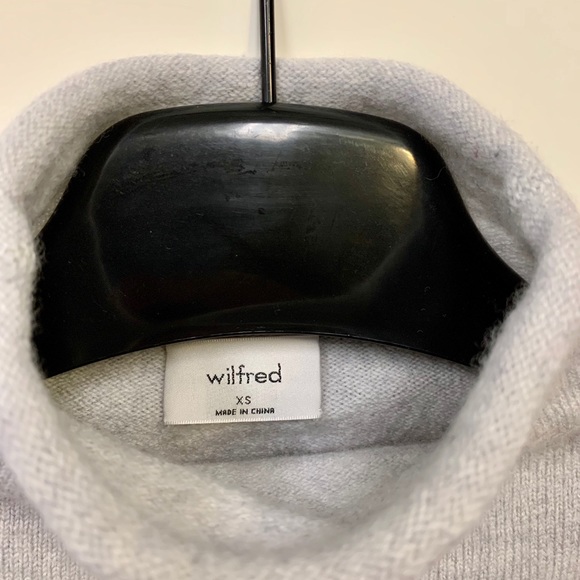 Aritzia Wilfred Gray Merino Wool Sweater Size XS - Picture 4 of 5